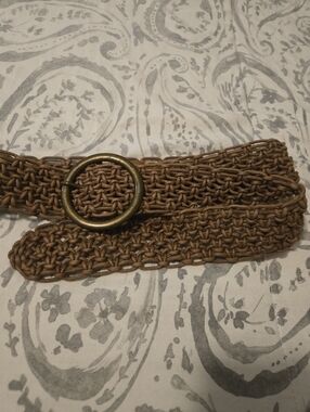 Woven Round-Buckle Brown Women's Belt